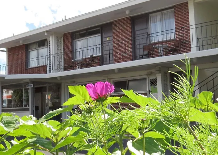 Kuirau Park Motor Lodge- Thermal Mineral Pool